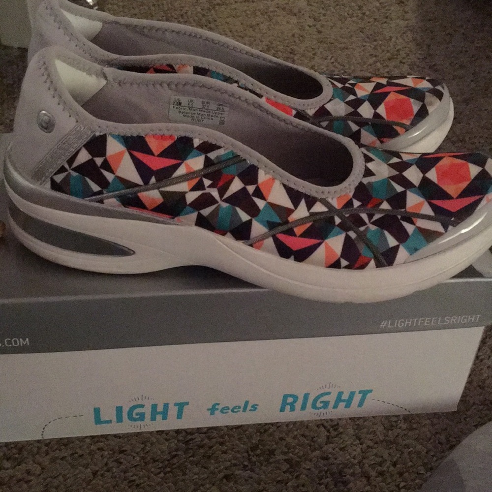 BZees slip on athletic shoe